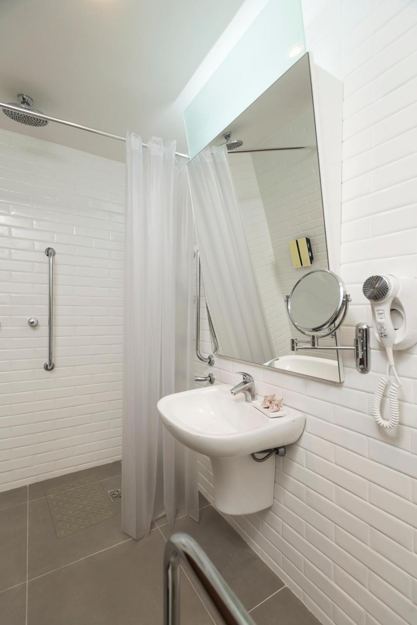 Deluxe Double Room with Sea View,684867423:JPEG